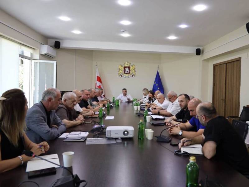 რაჭა-ლეჩხუმისა და ქვემო სვანეთის სახელმწიფო რწმუნებული პაპუნა მარგველიძე რეგიონში...